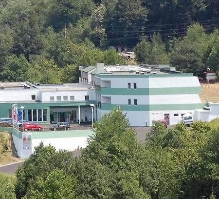 Hotel Seasons Tryavna Exterior foto