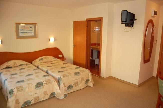 Hotel Seasons Tryavna Habitación foto